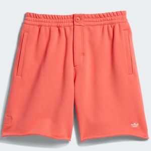 🎄FIRM PRICE🎄 Adidas Heavyweight shmoofoil shorts unisex